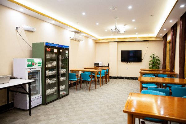 宸养老院地铁一公里内收费清单详解【2026最新】北京失能卧床术后康复优选养老院北京市朝阳区缘爱康(图4)